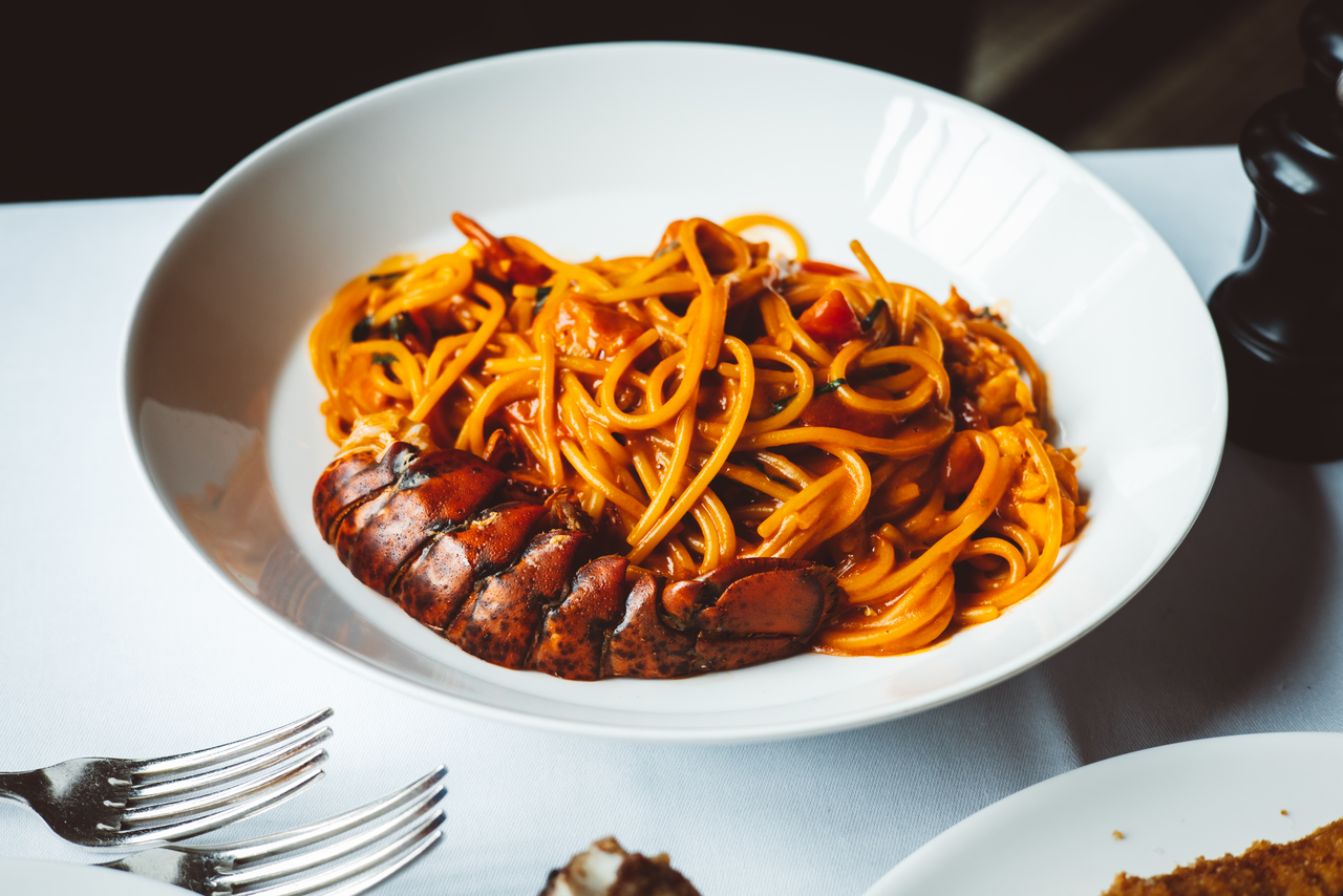 Spaghetti with lobster and chilli